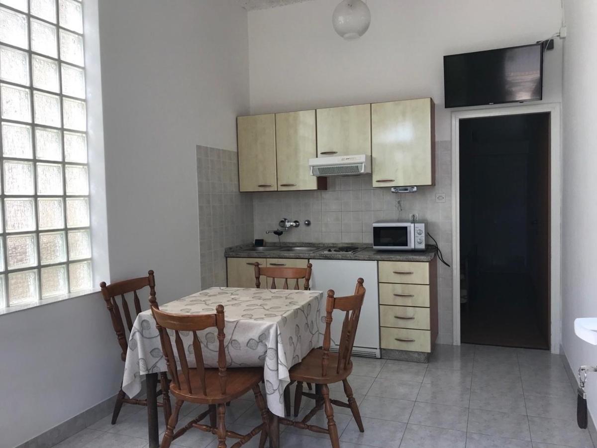 Apartments Marija Лопар Экстерьер фото