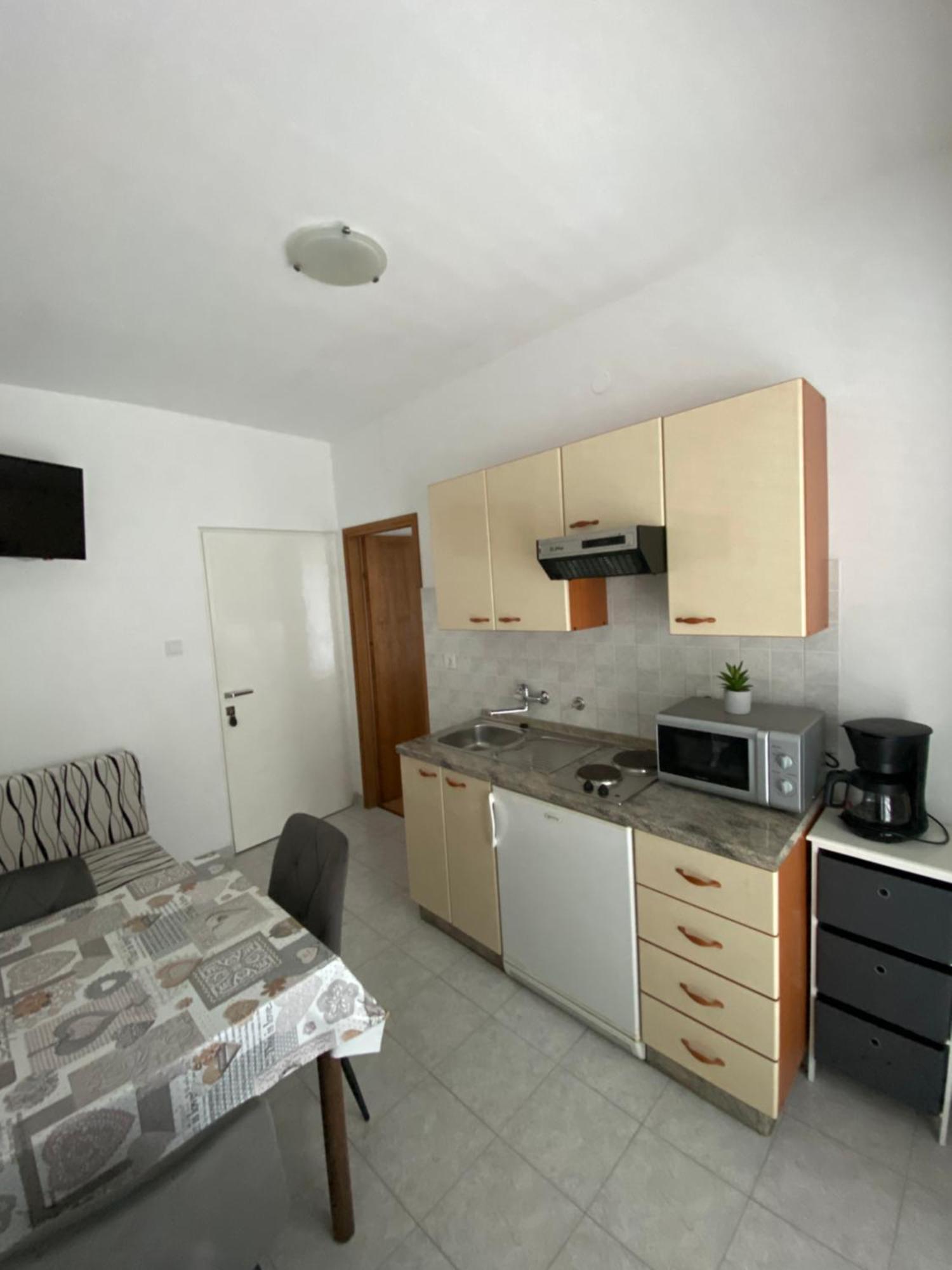 Apartments Marija Лопар Экстерьер фото